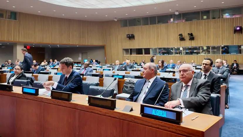 O Sr. Attaf participa na reunião ministerial conjunta da Liga dos Estados Árabes e da Organização de Cooperação Islâmica sobre Jerusalém, em Nova Iorque