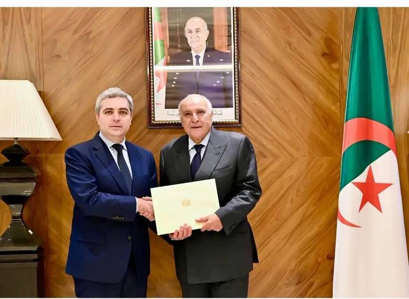 السيد عطاف يستقبل السفير الجديد لجمهورية جورجيا لدى الجزائر